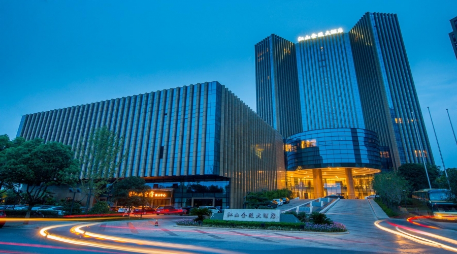 泰州金(jīn)陵國(guó)際大(dà)酒店(diàn)